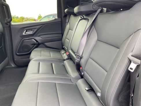 Used 2026 Chevrolet Silverado EV LT AWD/4WD image 29