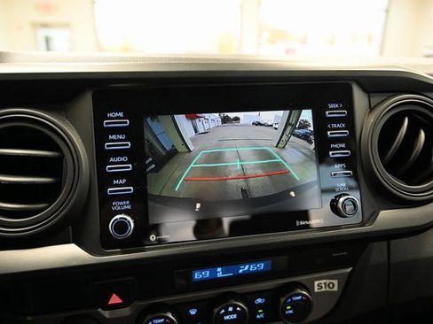 Used 2023 Toyota Tacoma SR image 17