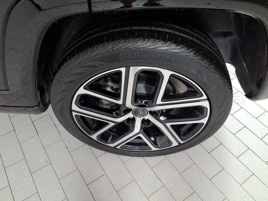Used 2025 Jeep Compass Limited w/ Elite Group AWD/4WD image 8