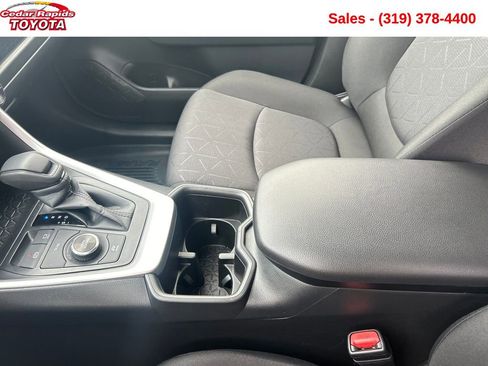 Certified 2025 Toyota RAV4 XLE w/ Convenience Package image 20