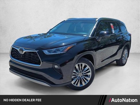 New 2026 Toyota Highlander Platinum AWD/4WD image 1