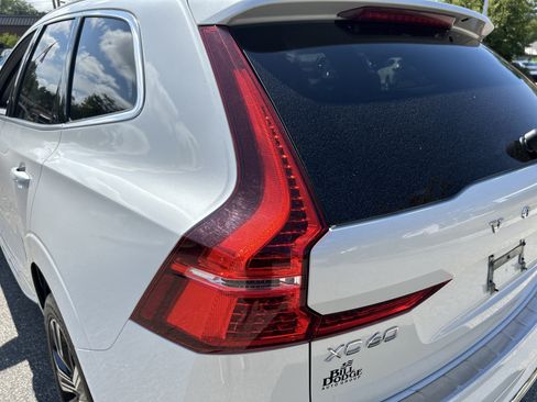 Used 2023 Volvo XC60 B5 Plus w/ Climate Package AWD/4WD image 11