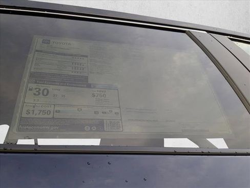 New 2025 Toyota RAV4 XLE image 17