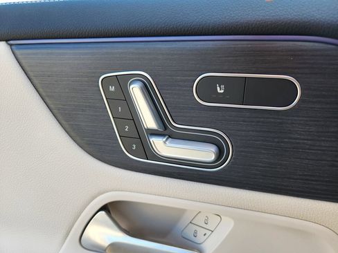 New 2026 Mercedes-Benz GLA 250 4MATIC image 17