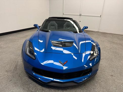 Used 2015 Chevrolet Corvette Z06 w/ 2LZ Preferred Equipment Group RWD image 2