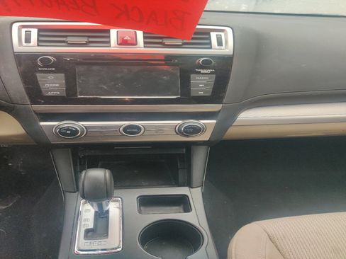 Used 2019 Subaru Outback 2.5i image 10