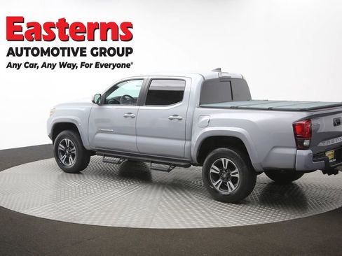 Used 2018 Toyota Tacoma TRD Sport AWD/4WD image 66