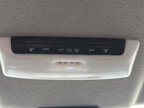 Used 2023 Nissan Kicks S image 21