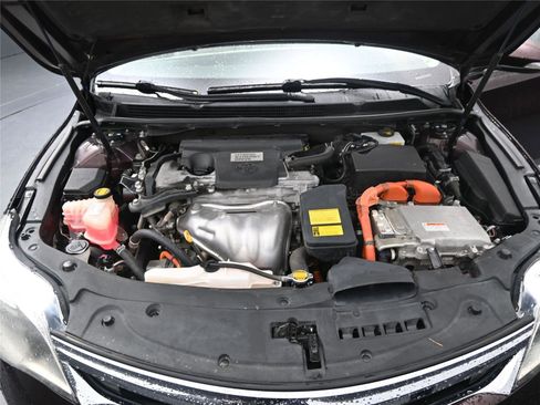 Used 2013 Toyota Avalon XLE Premium image 10