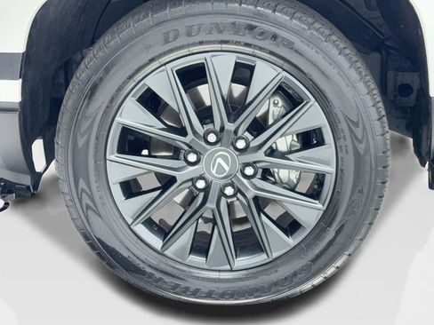 Used 2024 Lexus GX 550 w/ Cold Area Package image 54