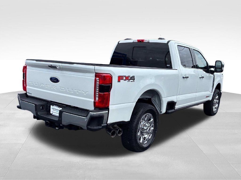 Used 2024 Ford F250 Lariat w/ Lariat Ultimate Package AWD/4WD image 5
