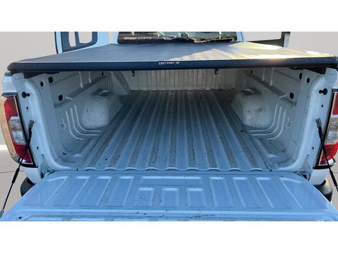 Used 2016 GMC Canyon W/T image 22