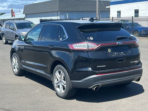 Used 2018 Ford Edge Titanium w/ Ford Safe & Smart Package AWD/4WD image 6