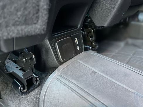 Certified 2022 Chevrolet TrailBlazer RS w/ Sun and Liftgate Package image 22