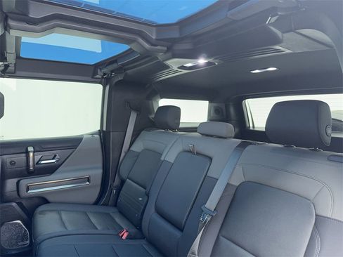 Used 2024 GMC Hummer EV 3X image 48