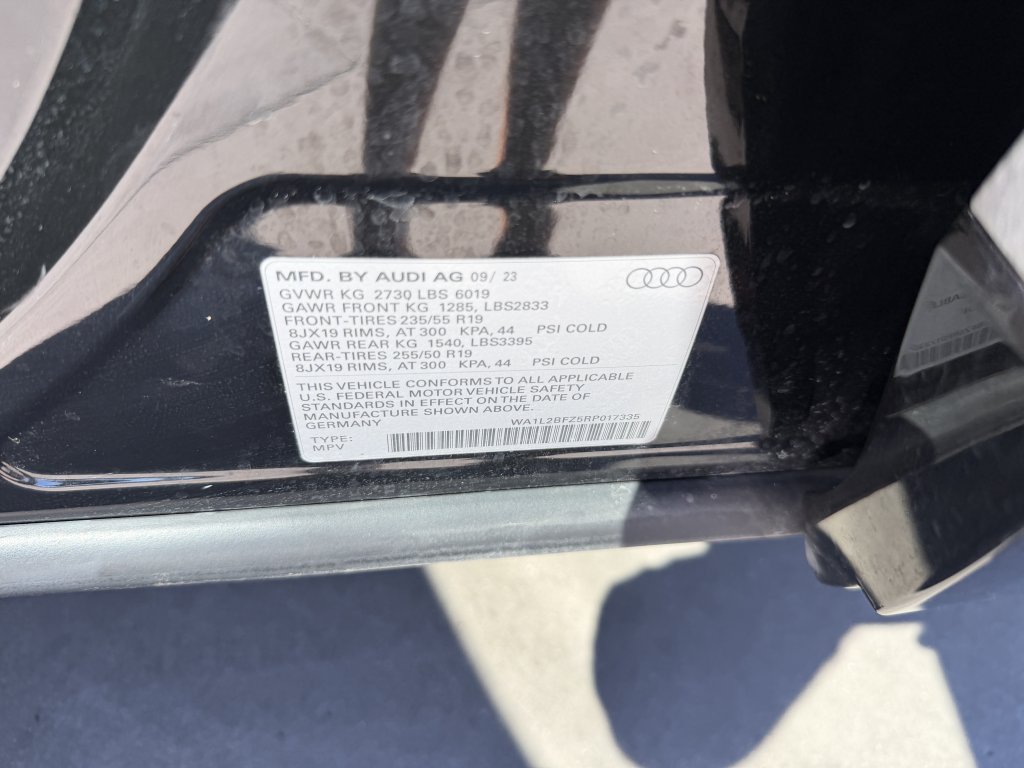Used 2024 Audi Q4 e-tron Premium Plus w/ Premium Plus AWD/4WD image 45