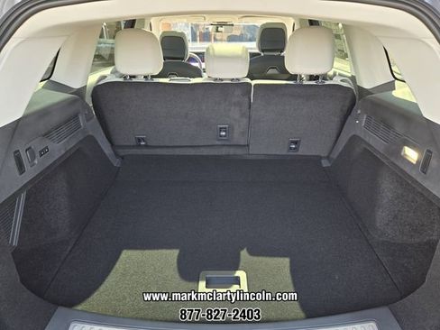 New 2026 Lincoln Nautilus Reserve w/ Jet Appearance Package image 12