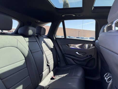 Used 2020 Mercedes-Benz GLC 350e 4MATIC image 46