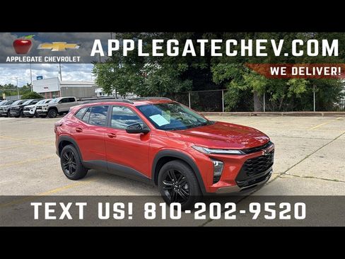 Used 2024 Chevrolet Trax ACTIV w/ Sunroof Package FWD image 1
