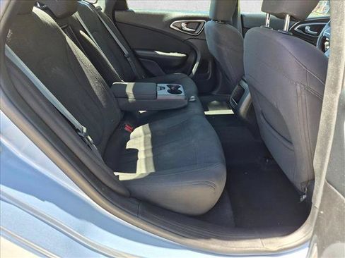 Used 2015 Chrysler 200 Limited w/ Convenience Group FWD image 19