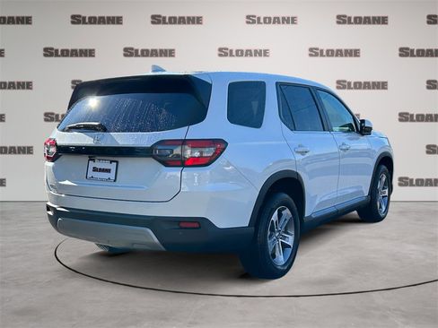 New 2025 Honda Pilot EX-L image 5