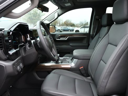 New 2026 Chevrolet Silverado 1500 LT Trail Boss w/ Safety Package image 11