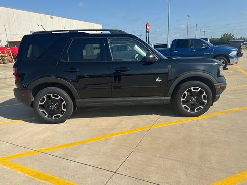 Certified 2021 Ford Bronco Sport Outer Banks w/ Outer Banks Package AWD/4WD image 5