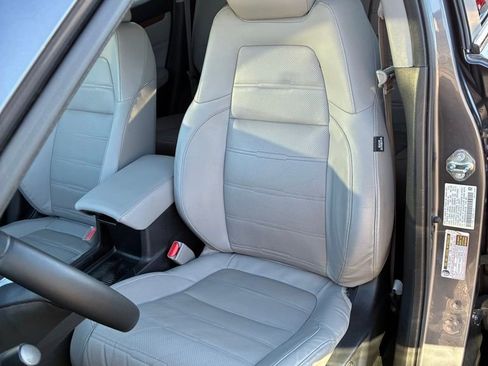 Used 2017 Honda CR-V EX-L image 18