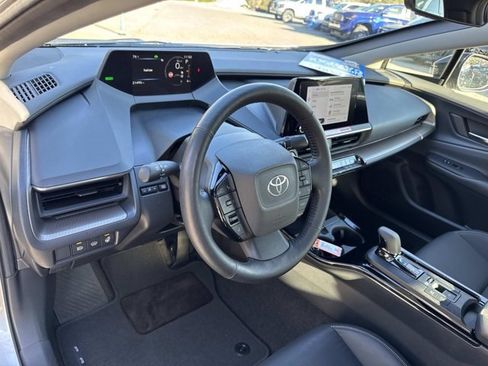 Used 2023 Toyota Prius XLE image 12
