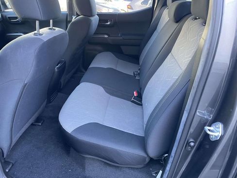 Used 2023 Toyota Tacoma TRD Sport image 23