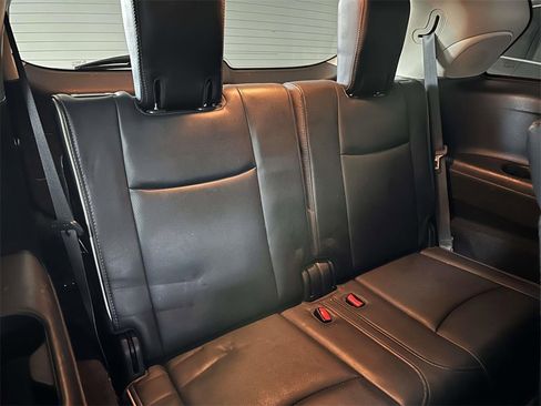 Used 2019 INFINITI QX60 Luxe w/ Essential Package image 13