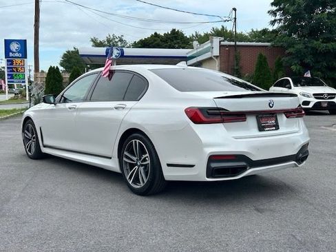 Used 2020 BMW 740i xDrive w/ M Sport Package AWD/4WD image 7