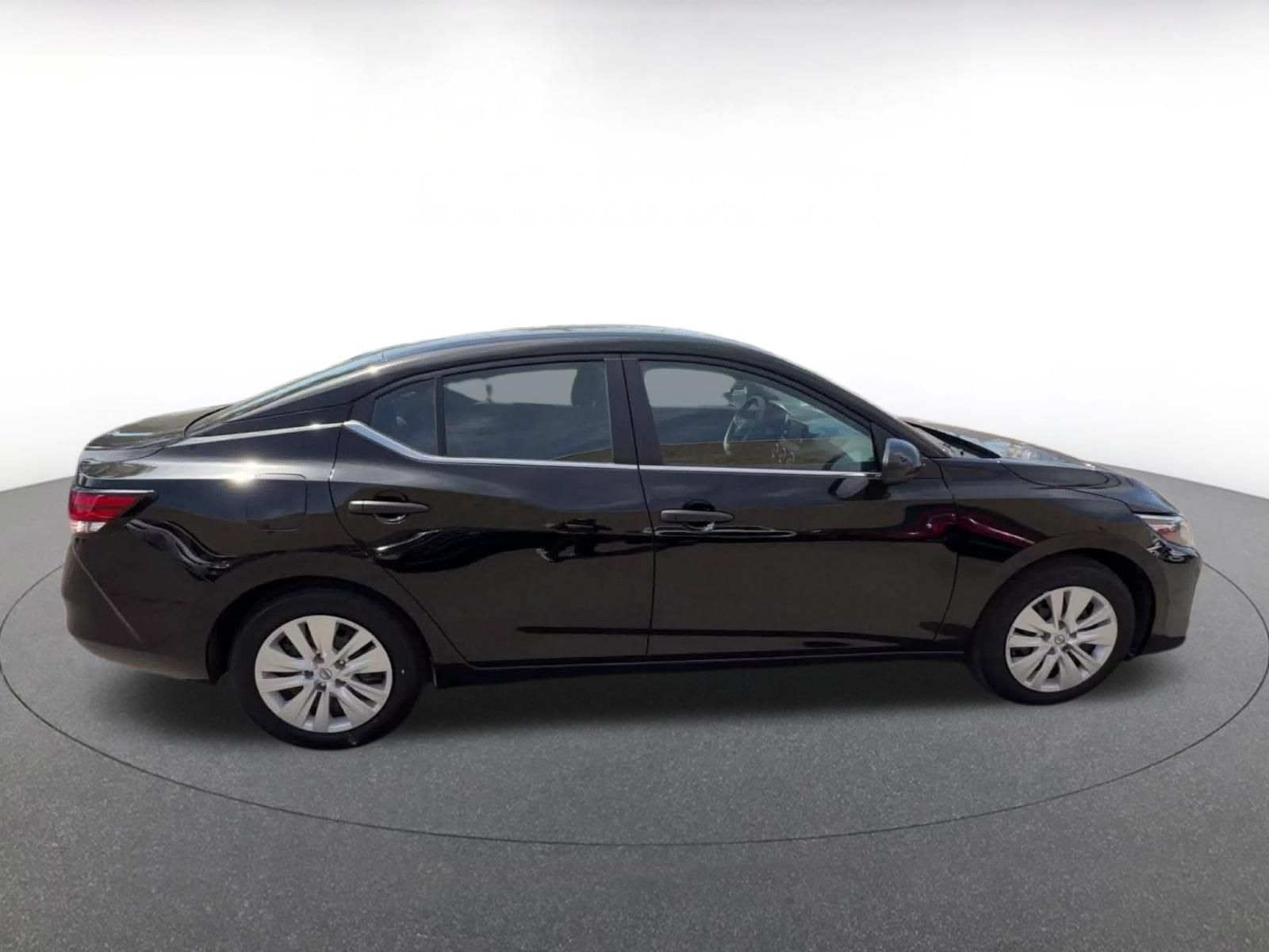 Used 2025 Nissan Sentra S FWD image 15