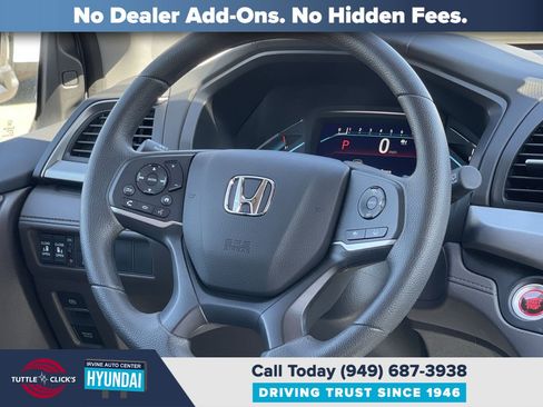 Used 2024 Honda Odyssey EX image 15