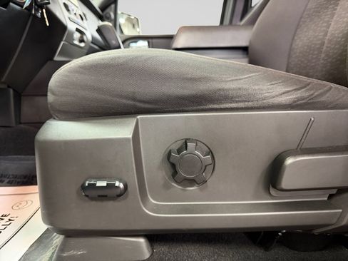 Used 2008 Ford Expedition XLT AWD/4WD image 39