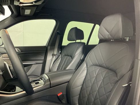 Certified 2025 BMW X5 xDrive40i w/ Climate Comfort Package image 22