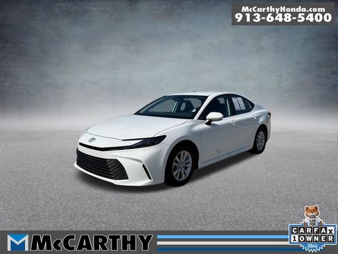 Used 2025 Toyota Camry LE FWD image 1