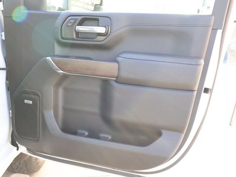 Certified 2023 GMC Sierra 2500 Denali w/ Denali Ultimate Package AWD/4WD image 36