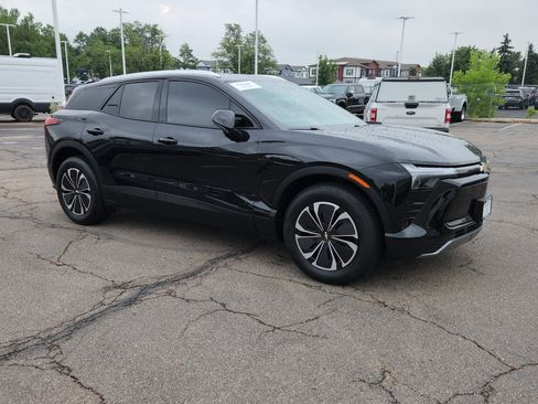 Used 2024 Chevrolet Blazer EV LT AWD/4WD image 12