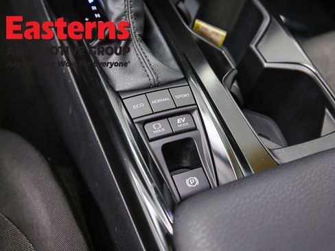 Used 2025 Toyota Camry LE FWD image 21