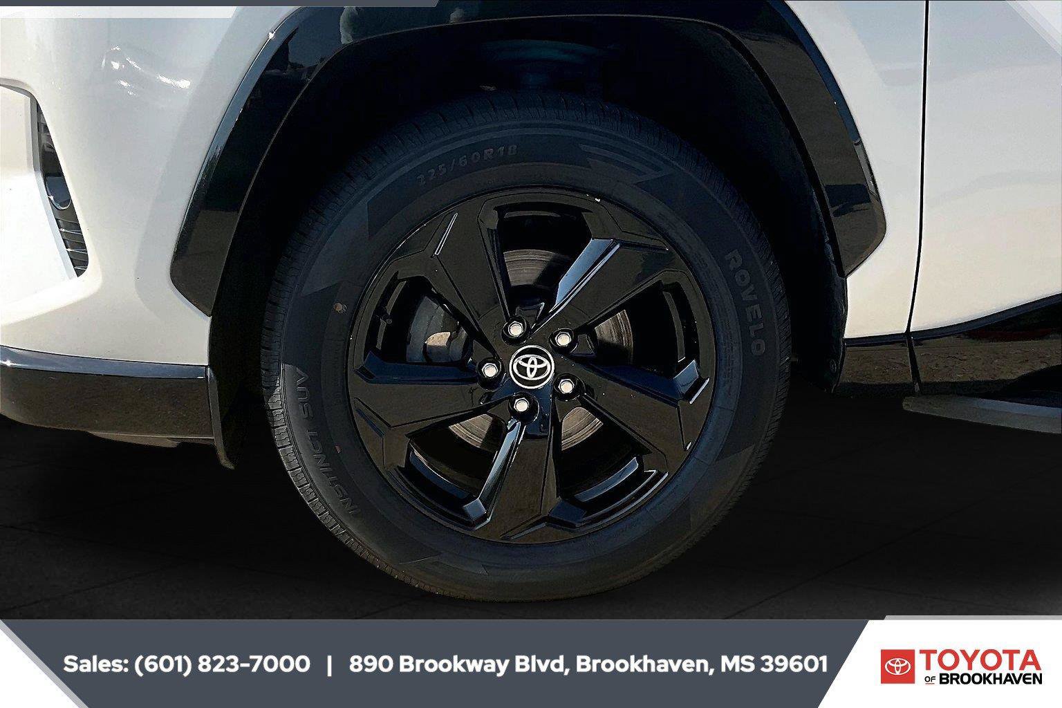 Used 2020 Toyota RAV4 XSE AWD/4WD image 7