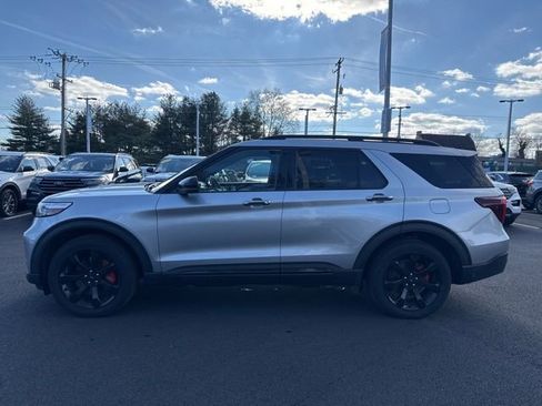 Certified 2023 Ford Explorer ST w/ Equipment Group 401A image 5
