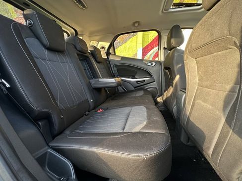 Used 2019 Ford EcoSport SE image 29