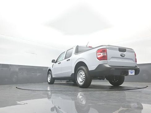 New 2026 Ford Maverick XL image 27