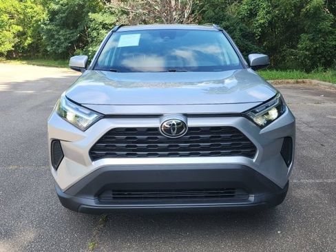 Used 2023 Toyota RAV4 XLE AWD/4WD image 8
