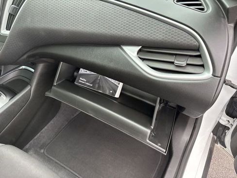 Used 2023 Chevrolet Malibu LT image 42