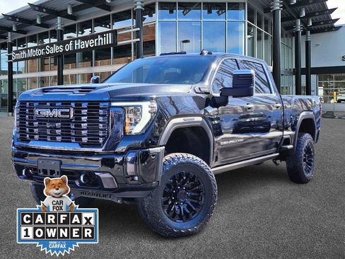 Used 2024 GMC Sierra 2500 Denali Ultimate image 1