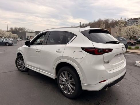 Used 2023 MAZDA CX-5 Signature image 10