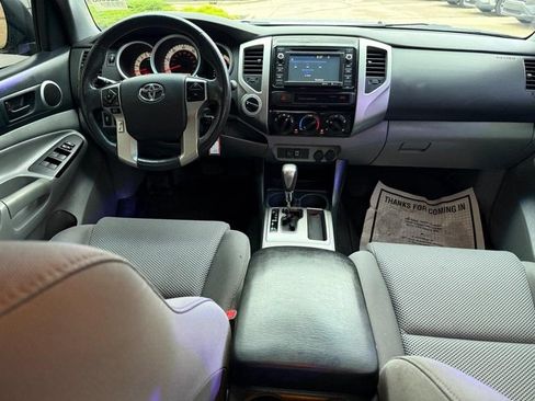 Used 2015 Toyota Tacoma 4x4 Double Cab w/ TRD Off-Road Package image 13