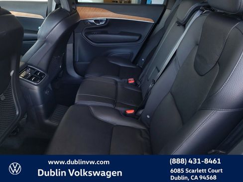 Used 2023 Volvo XC90 T8 Plus image 12